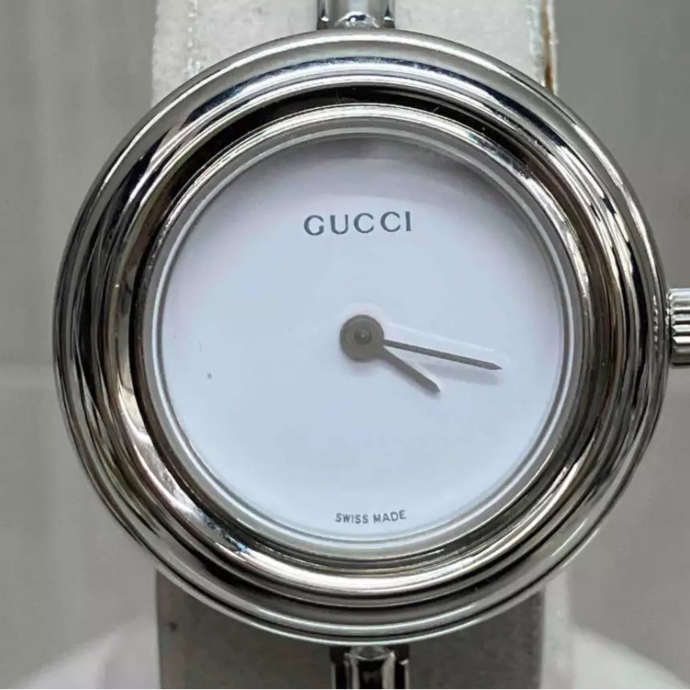 Gucci Luxury Statement Watch STUNNING!😍 Very very RARE!! In Stainless Steel - Picture 2 of 7